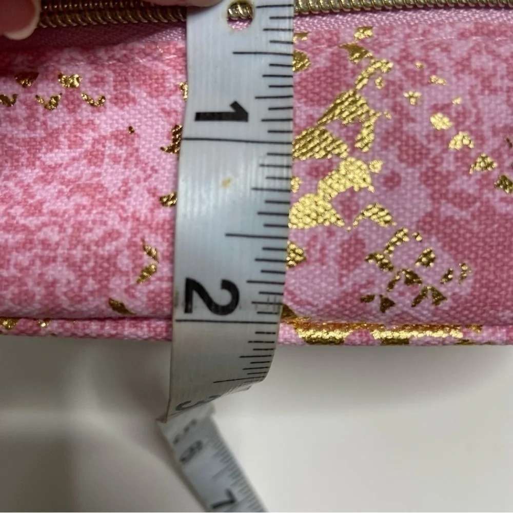 NWOT Estée Lauder Pink And Gold Cosmetic Case